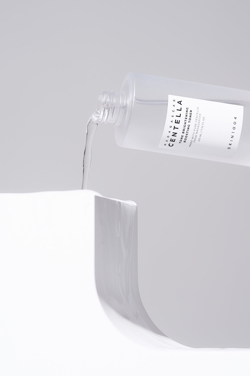 SKIN1004 Madagascar Centella Tone Brightening Boosting Toner 210ml